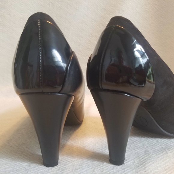 Kenneth Cole Reaction Pumps (Women's size 9.5) - Picture 2 of 5